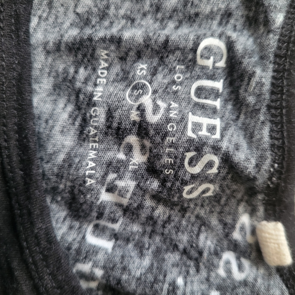 Guess Black and Gray T-Shirt